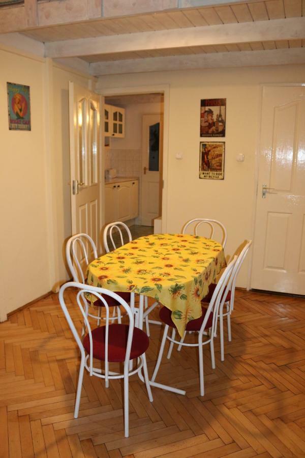 Rockstar Suite In Ruin Quarter Budapest Exterior foto
