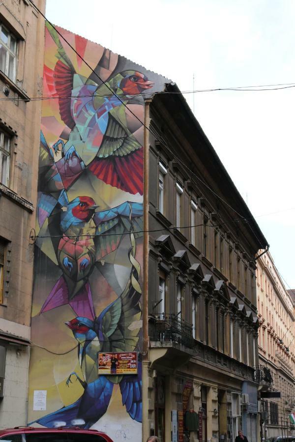 Rockstar Suite In Ruin Quarter Budapest Exterior foto